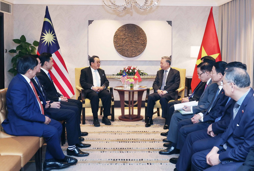 Tổng Bí thư Tô Lâm tiếp Chủ tịch Tập đoàn YTL Tan Sri Francis Yeoh. (Ảnh: Thống Nhất/TTXVN)