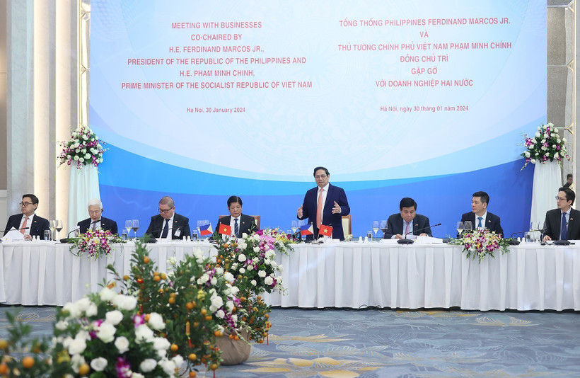 Thủ tướng Phạm Minh Chính phát biểu tại cuộc gặp gỡ doanh nghiệp Việt Nam-Philippines. (Ảnh: Dương Giang/TTXVN)