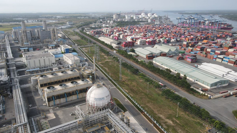 Nhà máy của Tập đoàn Hyosung tại Khu công nghiệp Phú Mỹ 2 và cụm cảng Cái Mép-Thị Vải nằm trên địa bàn thị xã Phú Mỹ, tỉnh Bà Rịa-Vũng Tàu. (Ảnh: Huỳnh Sơn/TTXVN)