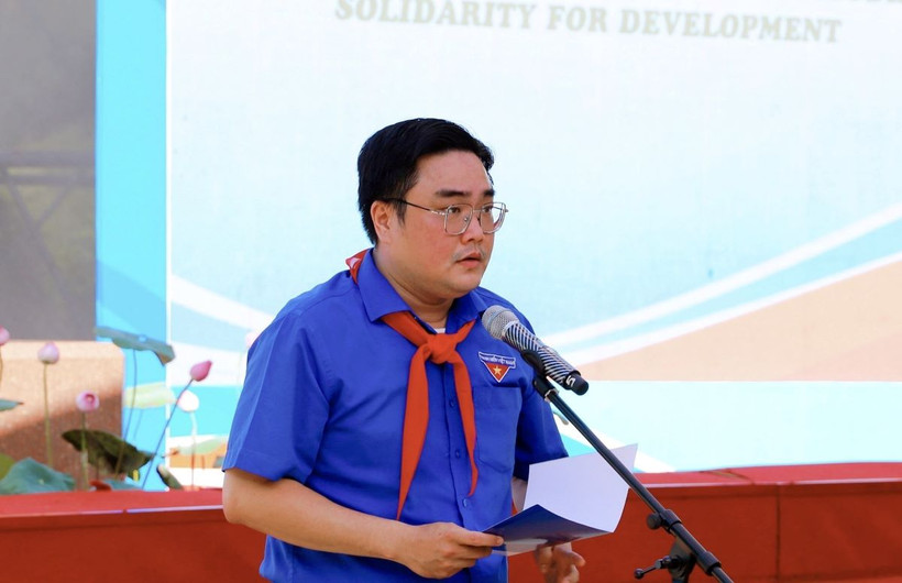 Bí thư Thành Đoàn Thành phố Hồ Chí Minh Ngô Minh Hải phát biểu khai mạc Liên hoan. (Ảnh: Hồng Gianh/TTXVN) 