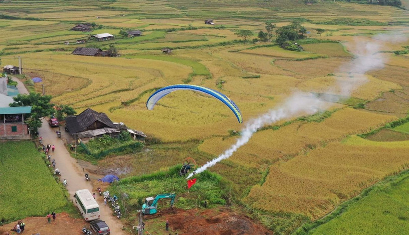 Điểm bay tại Khau Phạ được nhiều phi công trong nước và quốc tế đánh giá là một trong những điểm nhảy dù lượn đẹp nhất trên thế giới. (Ảnh: Tuấn Anh/TTXVN)