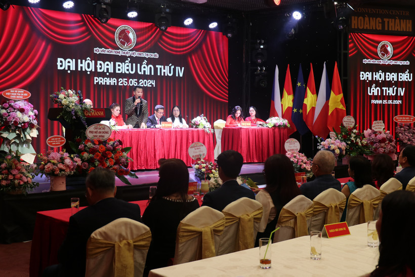Đại hội đại biểu Hội Văn hoá Nghệ thuật Việt Nam lần thứ 4 tại CH Séc. (Ảnh: Ngọc Biên/TTXVN)