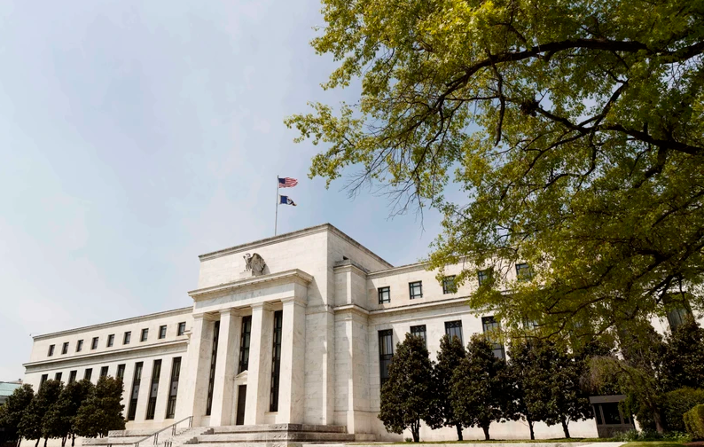 Trụ sở Cục Dự trữ liên bang Mỹ (Fed) ở Washington, DC, Mỹ. (Ảnh: THX/TTXVN) 