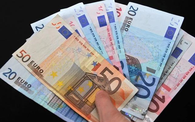 Đồng tiền euro. (Ảnh: AFP/TTXVN)