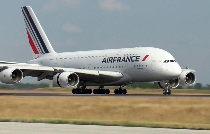 Máy bay của Air France tại sân bay Paris-Charles-de-Gaulle, Pháp. (Ảnh: AFP/TTXVN) 