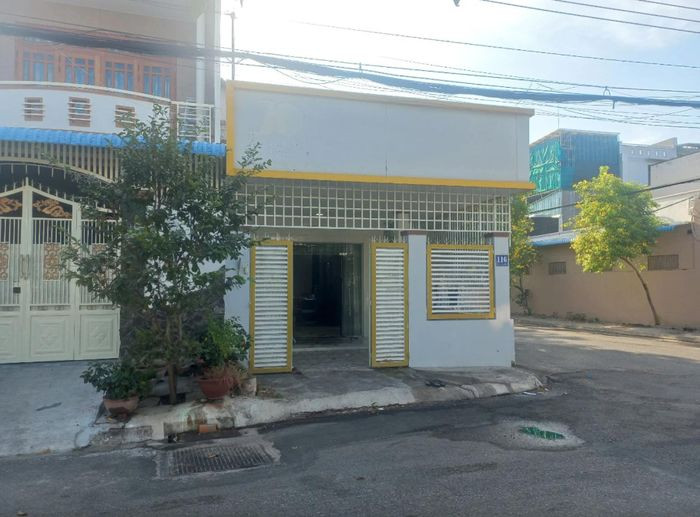 Căn nhà nghi Thiện dùng làm nơi sản xuất tiền giả. (Nguồn: Báo Công Lý)