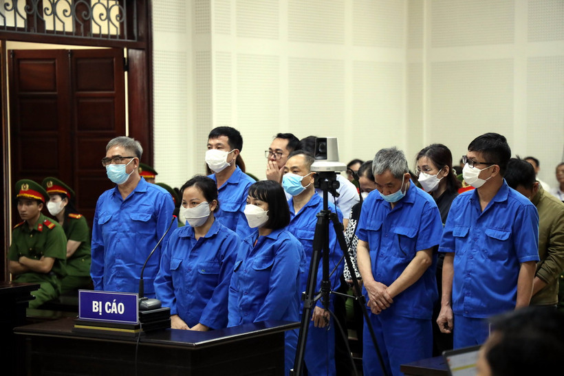 Các bị cáo tại phiên tòa. (Ảnh: Đức Hiếu/TTXVN)