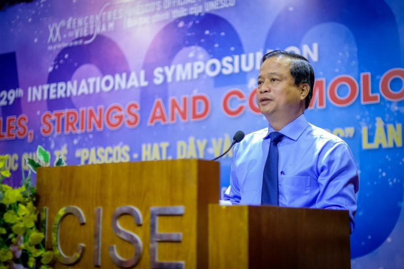 Phó Chủ tịch Ủy ban Nhân dân tỉnh Bình Định Nguyễn Tuấn Thanh phát biểu tại lễ khai mạc. (Ảnh: TTXVN phát)