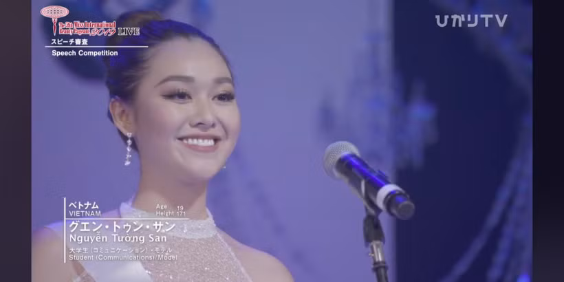 Tường San diễn thuyết tại chung kết cuộc thi. (Ảnh: BTC)