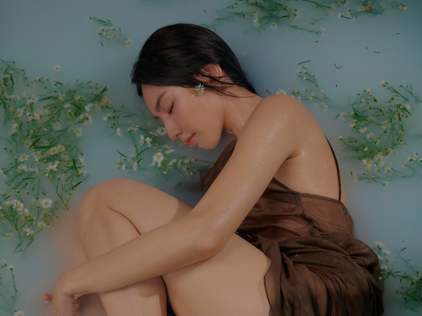 Thùy Tiên không ngần ngại chia sẻ “góc khuất” chân thực của bản thân là những khiếm khuyết trên cơ thể tưởng như hoàn hảo. (Ảnh: PV/Vietnam+)