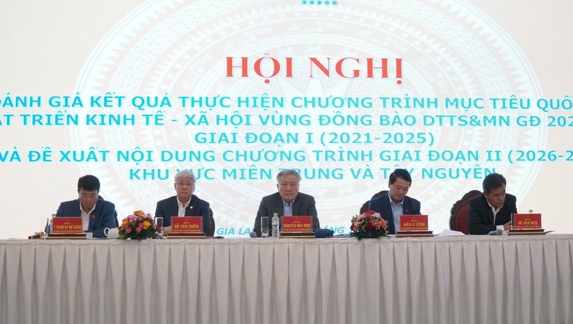 Hội nghị đánh giá kết quả thực hiện Chương trình mục tiêu quốc gia phát triển kinh tế-xã hội vùng đồng bào dân tộc thiểu số và miền núi giai đoạn 2021-2030 khu vực miền Trung-Tây Nguyên. (Ảnh: Hoài Nam/TTXVN)