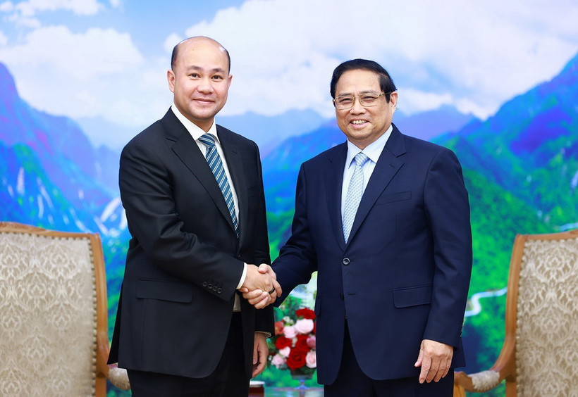 Thủ tướng Phạm Minh Chính tiếp Tổng Thư ký Ban Dân vận Trung ương Đảng Nhân dân Campuchia Hun Many. (Ảnh: Dương Giang/TTXVN)