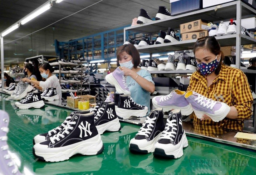 Sản phẩm giày thể thao xuất khẩu. (Ảnh minh họa: Trần Việt/TTXVN)