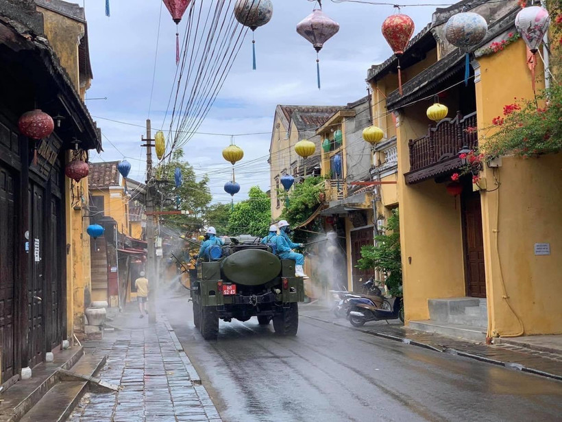 Hội An vừa được phun khử khuẩn cuối tuần qua. (Ảnh: Mai Anh/Vietnam+)