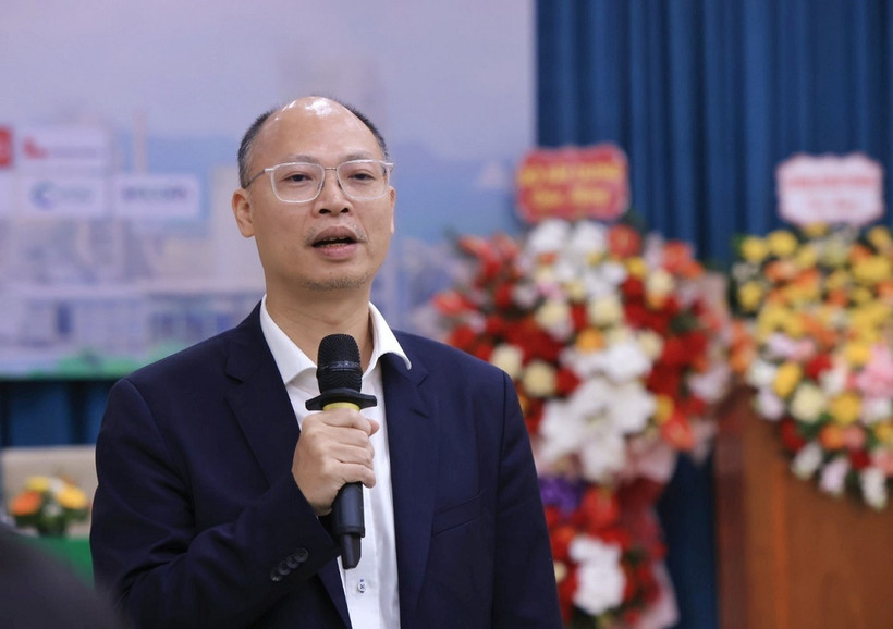 Vụ trưởng Vụ Vật liệu xây dựng (Bộ Xây dựng) Lê Trung Thành phát biểu. (Ảnh: Tuấn Anh/TTXVN)