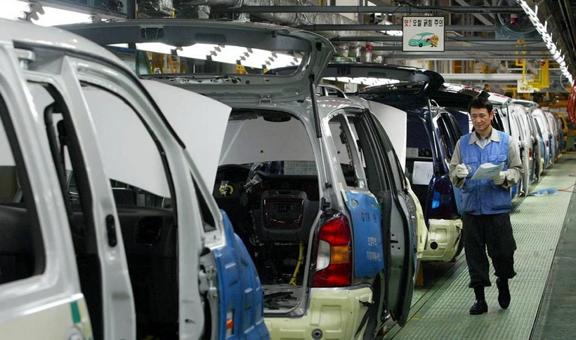 Dây chuyền sản xuất ôtô của Hyundai. (Ảnh: AFP/TTXVN)