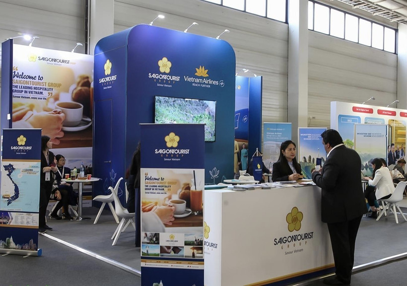 Gian hàng của Vietnam Airlines và Saigontourist tại Hội chợ ITB. (Ảnh: Phương Hoa/TTXVN)