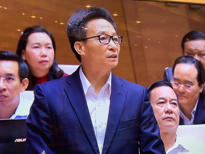 Phó Thủ tướng Vũ Đức Đam trên nghị trường sáng nay, ngày 4/11. (Ảnh: Xuân Mai/Vietnam+)