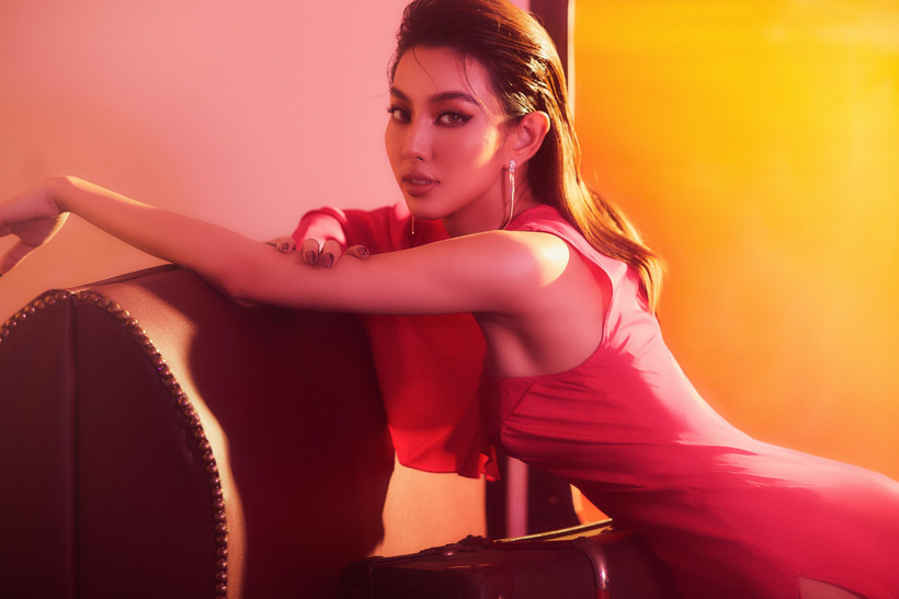 Miss Grand International: Hé lộ thiết kế đầm dạ hội của Thùy Tiên