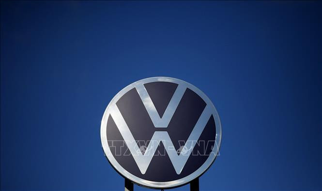 Biểu tượng hãng Volkswagen. (Ảnh tư liệu: AFP/TTXVN) 