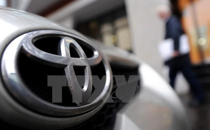 Logo hãng Toyota. (Ảnh minh họa: EPA/TTXVN)