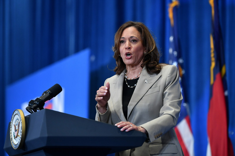 Bà Kamala Harris vận động bầu cử tại Bắc Carolina (Mỹ), ngày 18/7/2024. (Ảnh: AA/TTXVN)