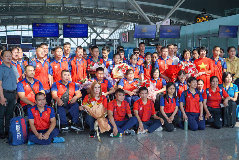 53 thành viên của Đoàn Hà Nội lên đường tham dự Đại hội Thể thao Người Khuyết tật Đông Nam Á ASEAN Para Games 12. (Ảnh: Việt Anh/Vietnam+)