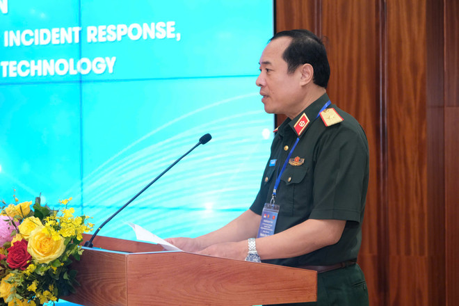 Generalmajor Nguyen Dinh Hien, Kommandant des Chemiekorps, Generaldirektor des National Action Center (NACCET) (Foto: PV/Vietnam+) 913451de5cead7b48efb.jpg