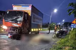 Hiện trường vụ tai nạn giao thông trên đường tỉnh 822, xã Hậu Nghĩa, tỉnh Tây Ninh làm 3 người tử vong. (Ảnh: TTXVN phát)