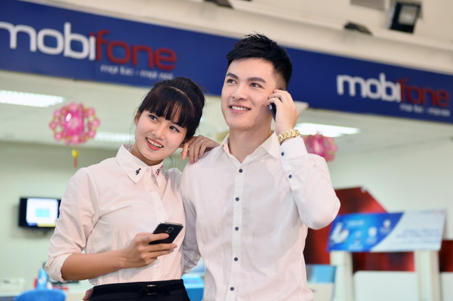 MobiFone đẩy mạnh chăm sóc khách hàng dịp cuối năm ảnh 1