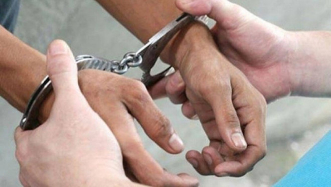 Thi hành lệnh tạm giam Giám đốc Trung tâm Pháp y tỉnh Quảng Ngãi ảnh 1