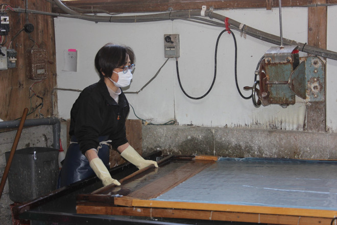 Doanh nghiệp Nhật Bản tận dụng thực phẩm thừa để làm giấy truyền thống ảnh 5