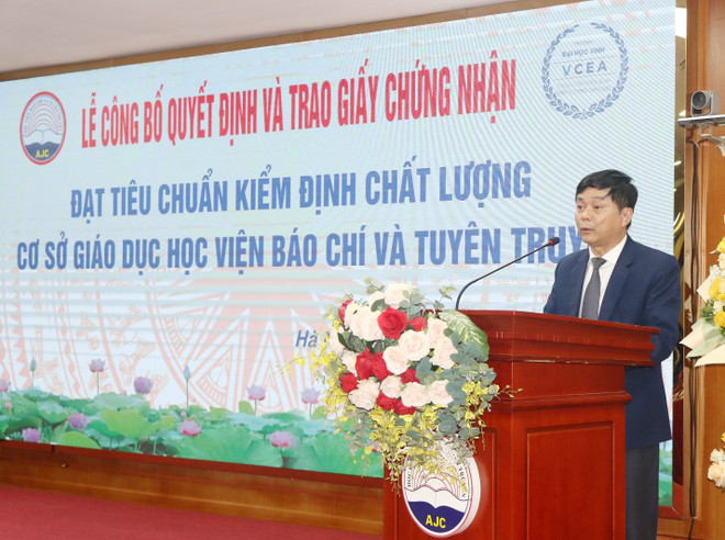học vien bao chi 2.jpg