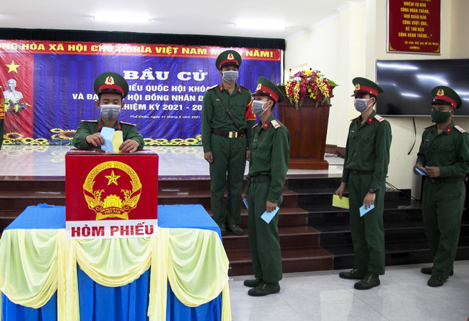 Cà Mau: Cử tri háo hức đi bầu cử sớm trên cụm đảo Hòn Khoai ảnh 1