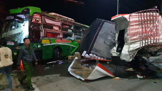 Ngày đầu năm 2023, xảy ra 28 vụ tai nạn giao thông làm 13 người chết ảnh 1