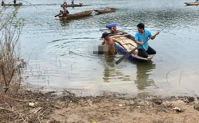 Bình Phước: Chèo xuồng qua lòng hồ thăm rẫy, hai cha con gặp nạn ảnh 1