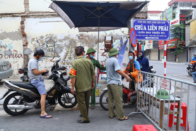 Dịch COVID-19: Kiềm chế nhu cầu cá nhân, ngăn ngừa dịch bệnh lây lan ảnh 1