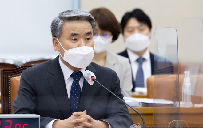 Bộ trưởng Quốc phòng Hàn Quốc Lee Jong-sup. (Ảnh: YONHAP/TTXVN) Hàn Quốc: Kho vật liệu phân hạch của Triều Tiên tăng khoảng 10% ảnh 1