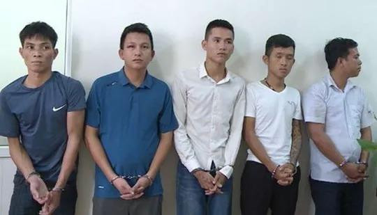 5 đối tượng bị khởi tố liên quan đến vụ gây rối trật tự tại Hải Tiến, Thanh Hóa. (Ảnh: NLĐ) Khởi tố 5 đối tượng liên quan đến vụ hủy hoại tài sản ở Thanh Hóa ảnh 1