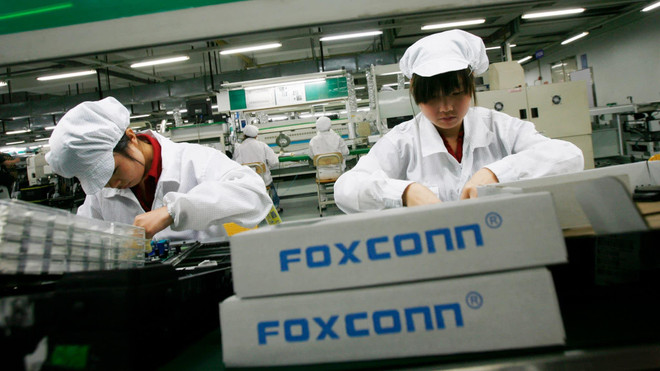 Foxconn là nhà cung cấp linh kiện lớn nhất cho Apple. (Ảnh: Nikkei) Chủ tịch Foxconn Terry Gou xin từ chức để làm chính trị ảnh 2