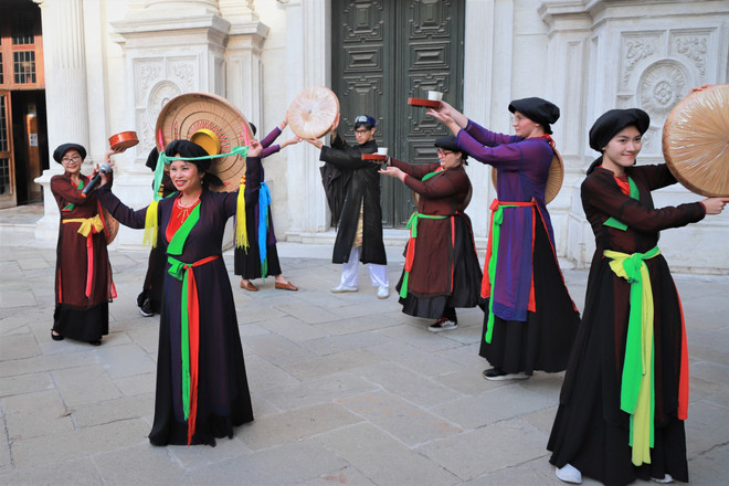 "Một thoáng Việt Nam tại Venice" chinh phục bạn bè Italy ảnh 2