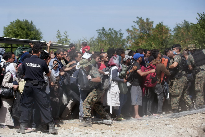 Mỹ sẽ hỗ trợ châu Âu xử lý cuộc khủng hoảng người tị nạn ảnh 1