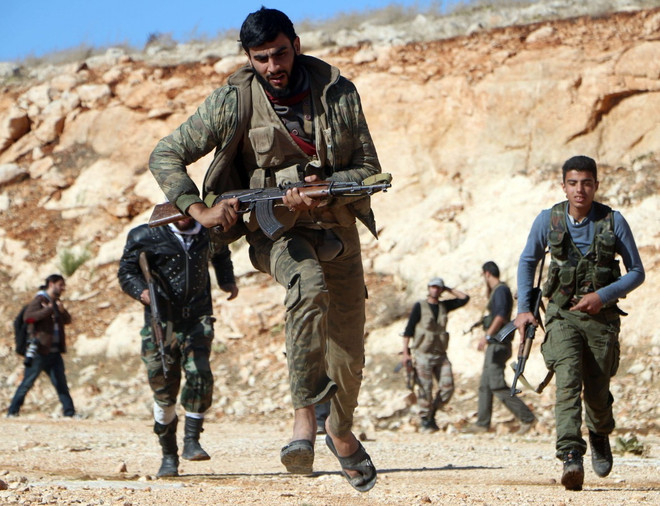 Lầu Năm Góc chuẩn bị cải tổ lực lượng nổi dậy ôn hòa ở Syria ảnh 1