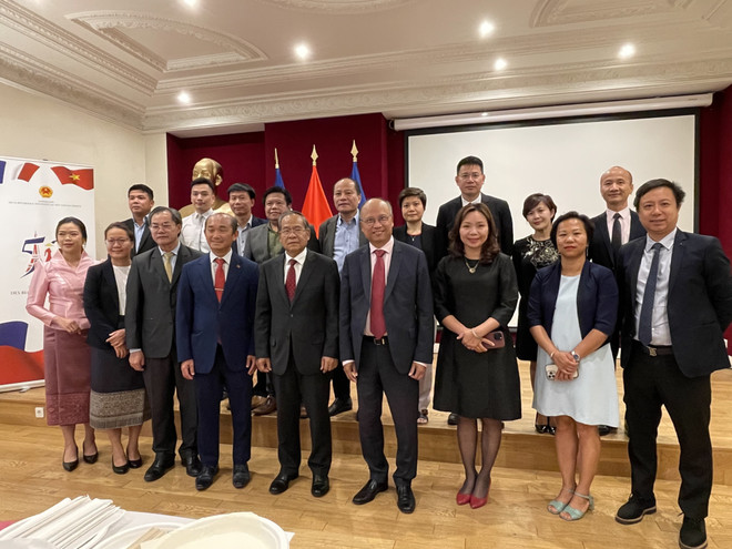 Đại sứ Lào tại Pháp khẳng định mối quan hệ bền chặt với Việt Nam ảnh 2