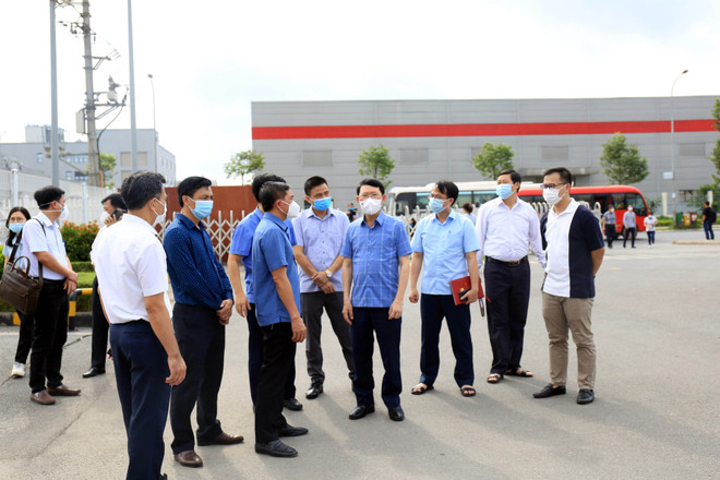 Bắc Giang đã ghi nhận 97 ca dương tính tại ổ dịch KCN Vân Trung ảnh 1