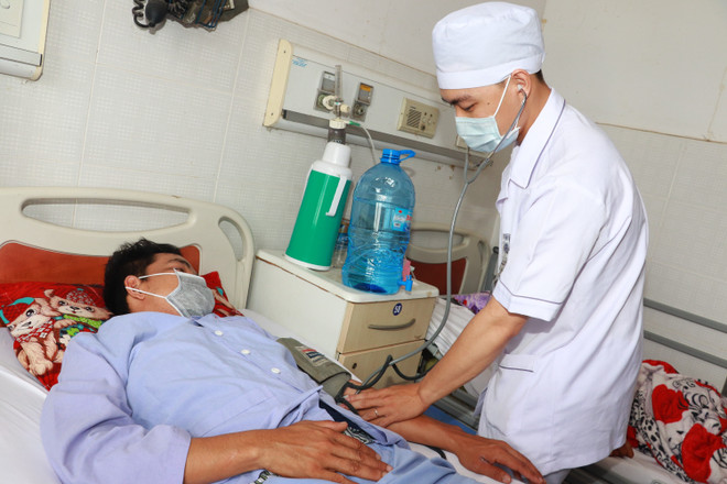 Cần Thơ: Cứu sống nạn nhân ngưng tim ngoại viện 45 phút do điện giật ảnh 1