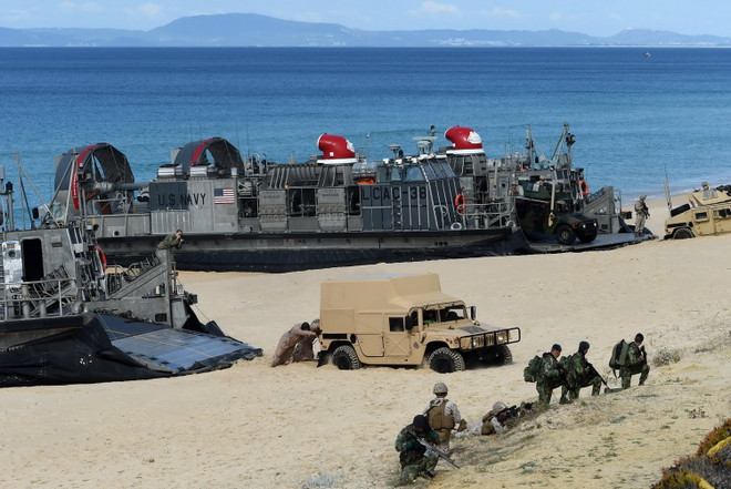 Ông Stoltenberg: NATO sẵn sàng đối phó mọi thách thức trên thế giới ảnh 1