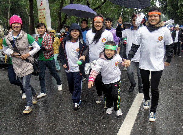 Cuộc chạy bộ Terry Fox 2013 diễn ra vào ngày 24/11 ảnh 1