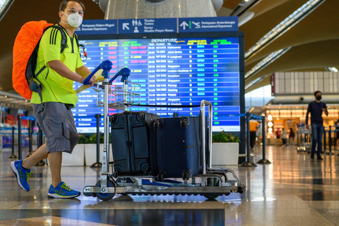 Malaysia khẳng định đảm bảo an toàn khi nới lỏng phòng dịch COVID-19 ảnh 1