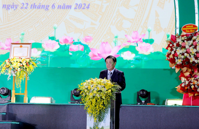Ông Lê Minh Hoan, Ủy viên Ban Chấp hành Trung ương Đảng, Bộ trưởng Bộ Nông nghiệp và Phát triển nông thôn phát biểu tại buổi lễ. (Ảnh: Tuấn Anh/TTXVN) ttxvn_le minh hoan.jpg